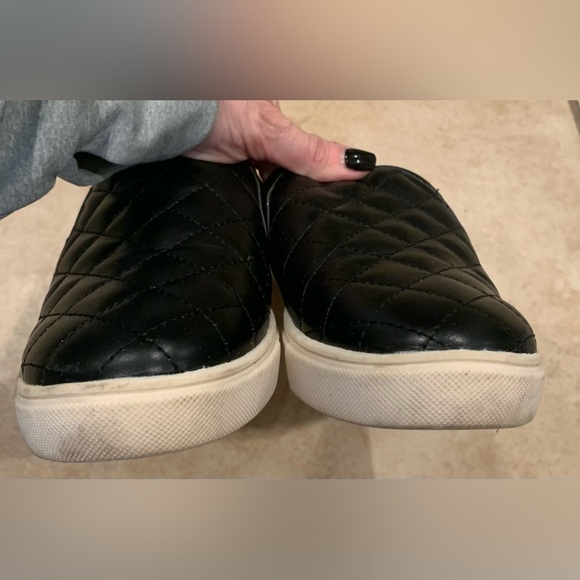 Brash Black Slip Ons Size: 7.5 - Picture 6 of 9